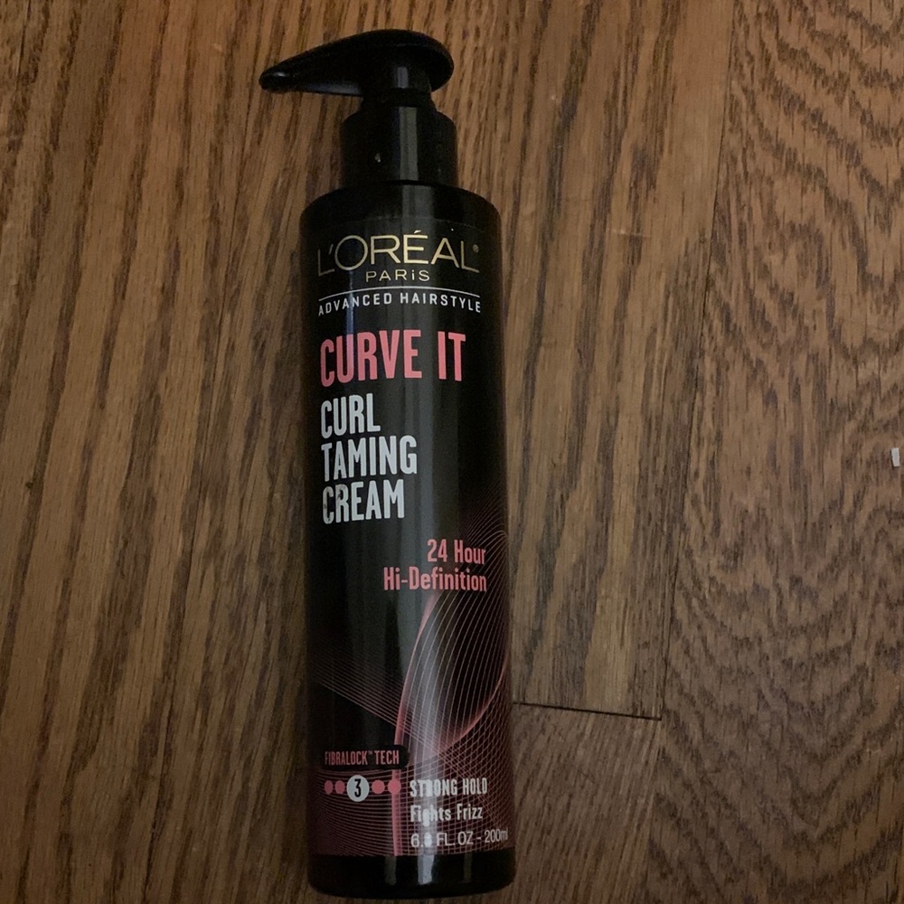 L'Oreal Paris Curl Taming Cream